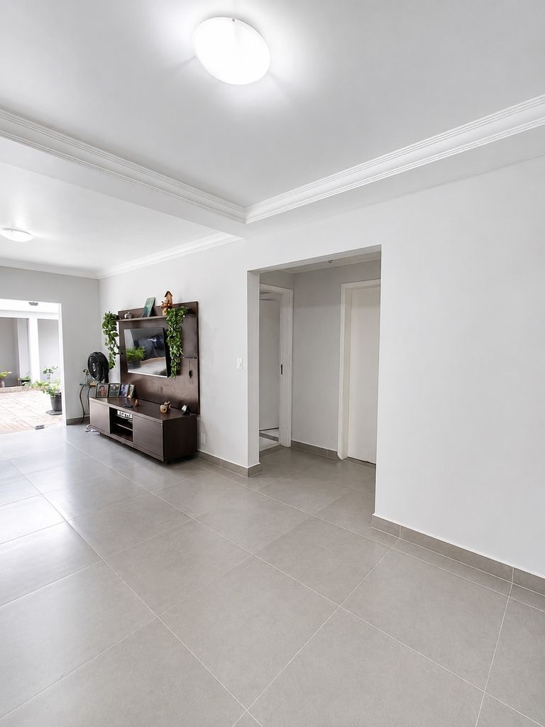 Apartamento 4 quartos, 262 m² à venda em Zona 07, Maringá #1006 - foto 2