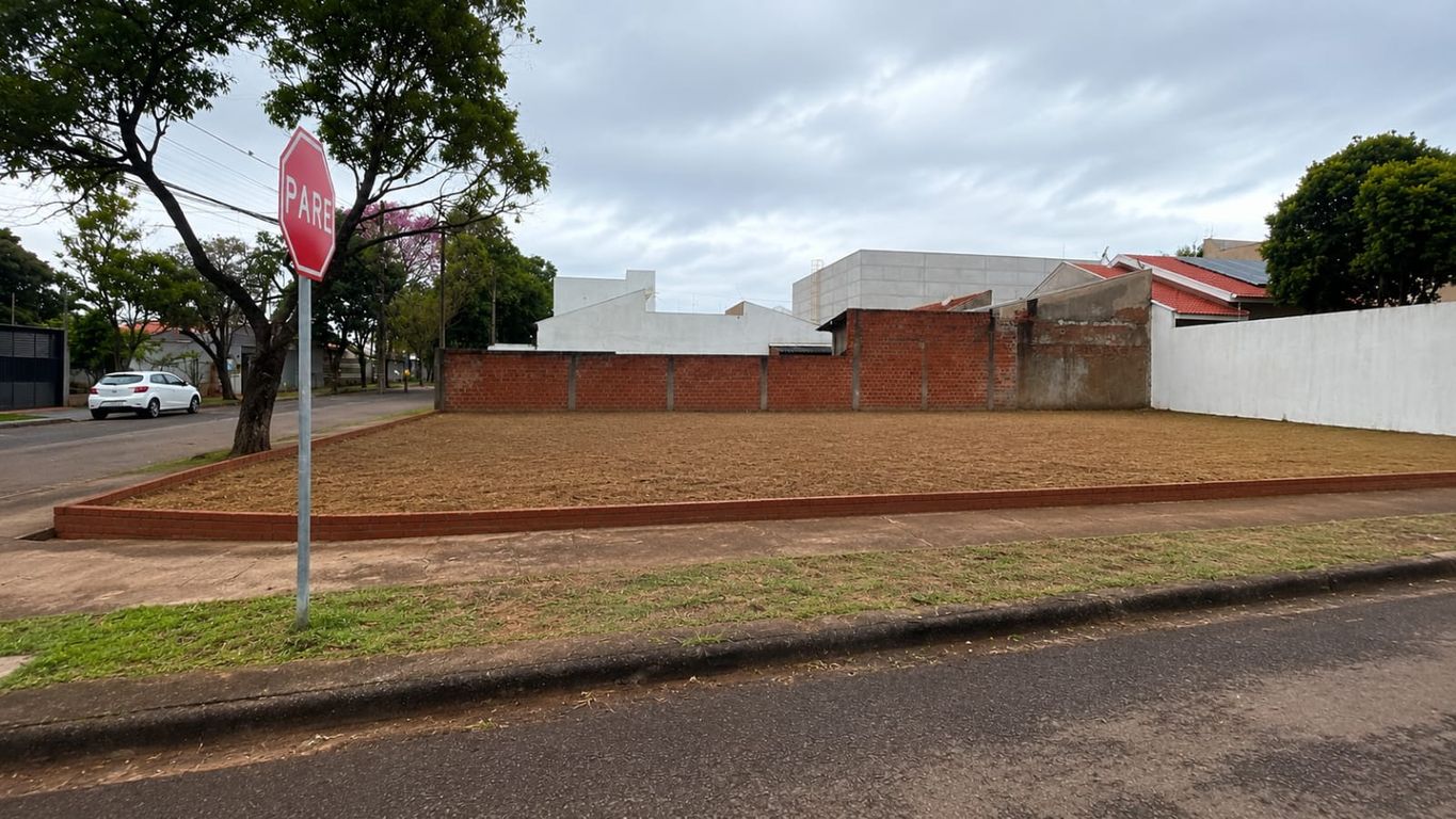 Terreno, 220 m² à venda em Jardim Rebouças, Maringá #1007 - foto 2
