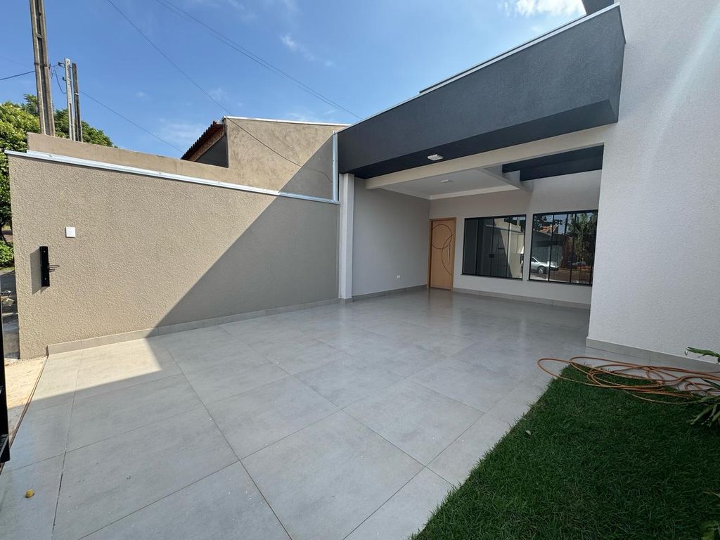 Casa 3 quartos à venda em Conjunto Habitacional Requião #771 - foto 2