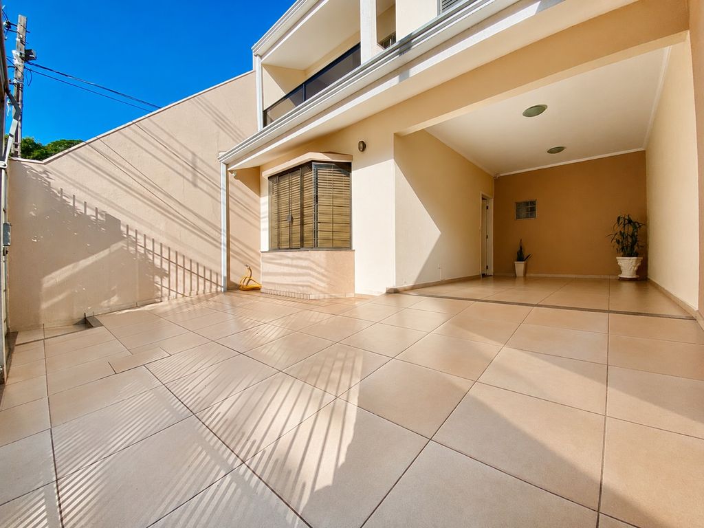 Casa 6 quartos, 220 m² à venda em Jardim Canadá, Maringá #989 - foto 3