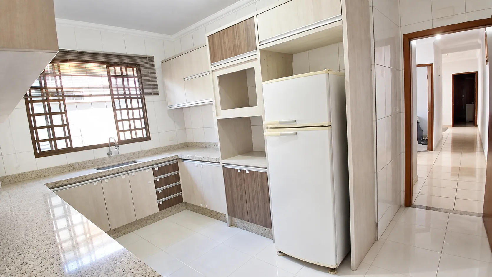 Casa 3 quartos, 150 m² à venda em Jardim Paris 3, Maringá #1072 - foto 3