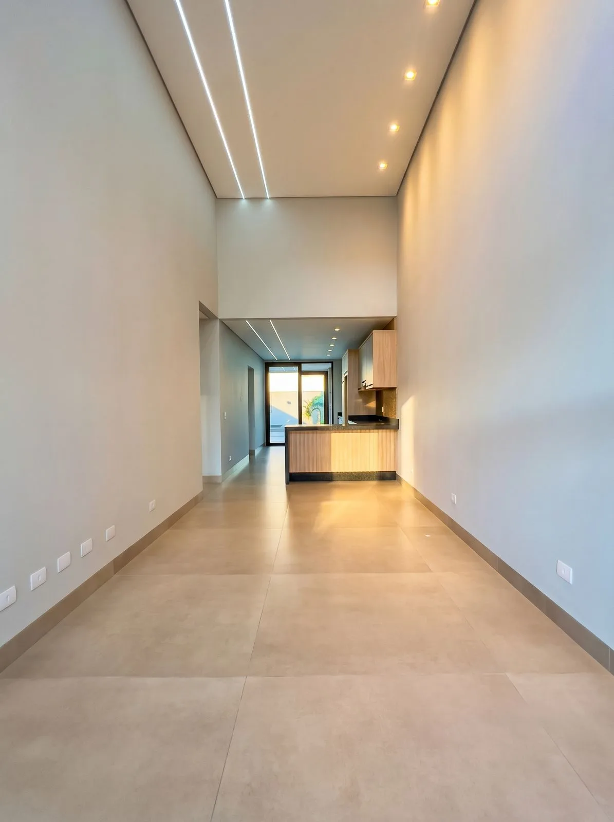 Casa 3 quartos, 240 m² à venda em Vila Morangueira, Maringá #1122 - foto 3