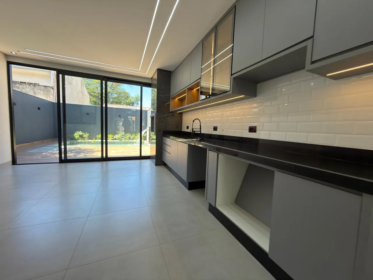 Casa 3 quartos, 185 m² à venda em Parque Das Bandeiras #1143 - foto 3