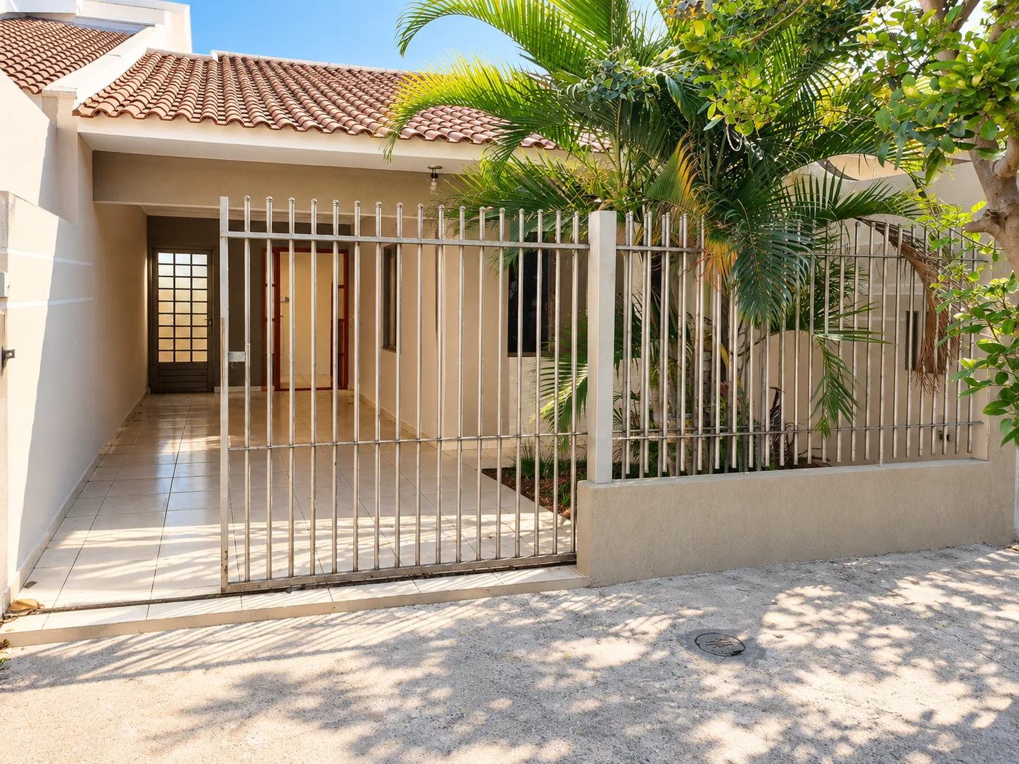 Casa 3 quartos, 150 m² à venda em Jardim Dias, Maringá #1152 - foto 1