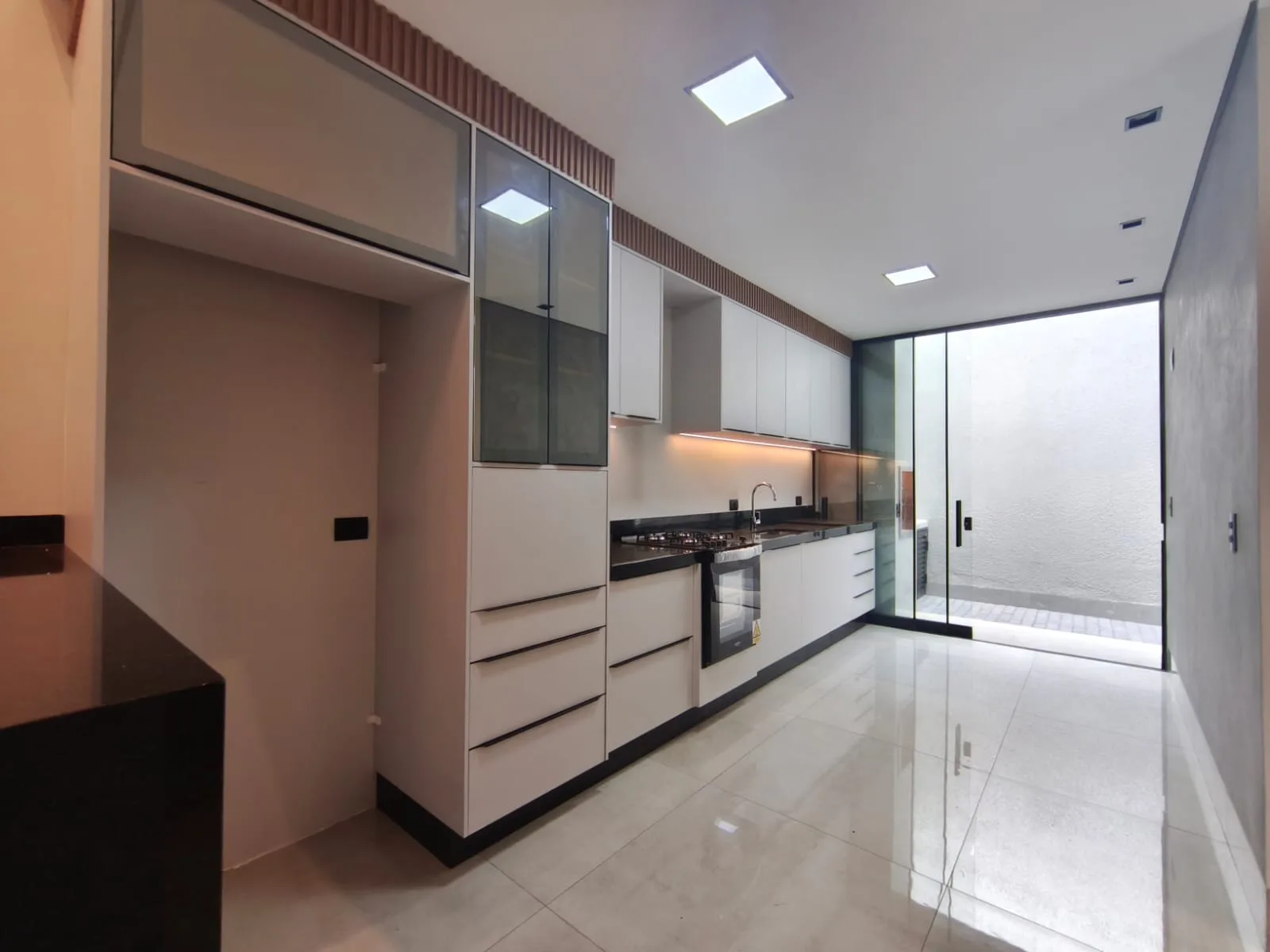 Casa 3 quartos, 150 m² à venda em Santa Helena, Maringá #1186 - foto 3