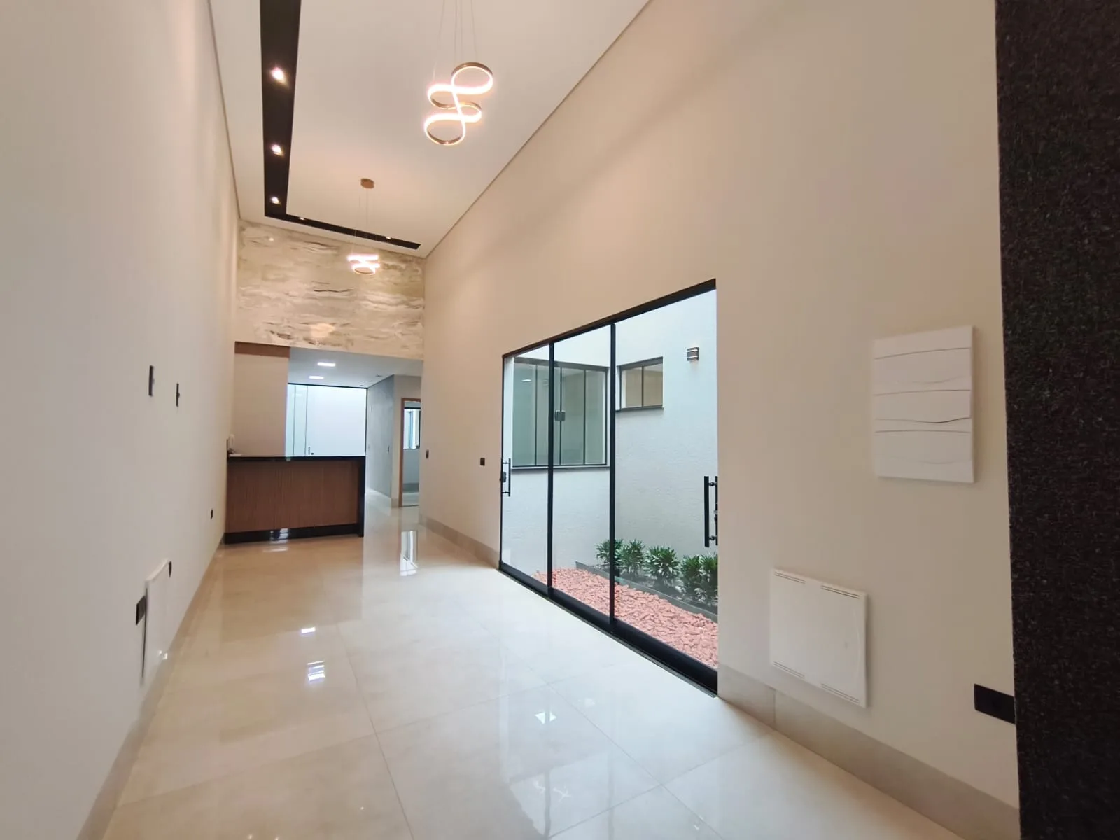 Casa 3 quartos, 150 m² à venda em Santa Helena, Maringá #1186 - foto 2